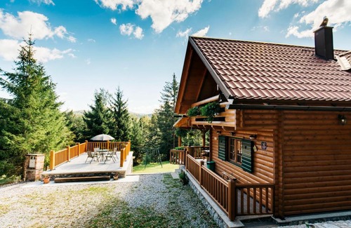 Lokve House | HOLIDAY HOUSE "JELENA", IN THE HEARTH OF NATURE, 5 mins walk to the lake, 30 mins by car to the Adriatic sea