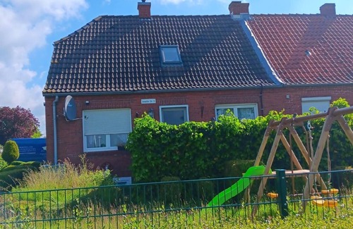 Krummhoern House | Holiday house Krummhörn for 1 - 6 persons with 3 bedrooms - Twin house