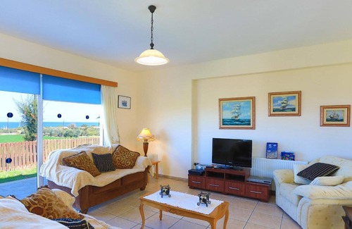 Latchi House | Holiday house Latsi for 1 - 6 persons with 2 bedrooms - Holiday home