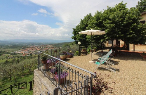 Loro Ciuffenna House | Holiday house Loro Ciuffenna for 1 - 10 persons with 5 bedrooms - Holiday home