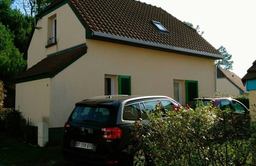 Cucq House | Holiday house, located area of the pines in Stella Plages, near Le Touquet