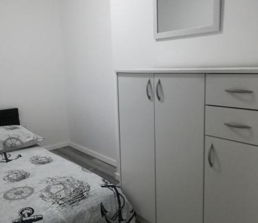 Borak House | Holiday House "M" Omiš - Newly renovated house with swimming pool, 3 rooms, gym, large terrace with amazing view on town and 6 parkplaces
