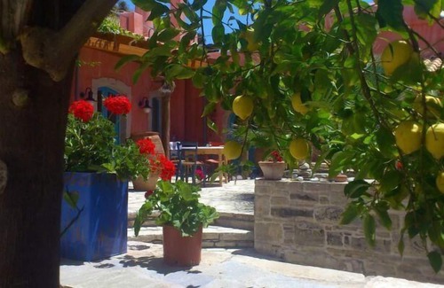 Alithini House | Holiday house Moirai Kriti for 1 - 7 persons with 3 bedrooms - Holiday house