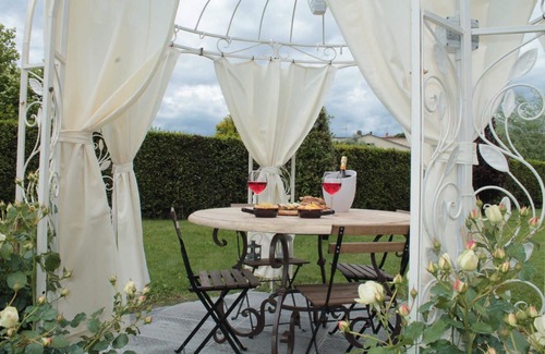 Montecarlo House | Holiday house Montecarlo for 1 - 10 persons with 3 bedrooms - Holiday home
