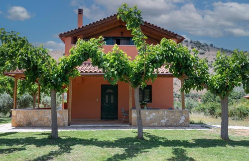 Nea Tirintha House | Holiday house Nafplion for 2 - 8 persons with 4 bedrooms - Holiday house