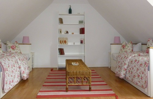 Klein Bollhagen House | Holiday house near the beach with upscale furnishings, garden, fireplace, WiFi