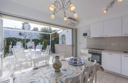 Mareda House | Holiday house Novigrad for 1 - 4 persons with 2 bedrooms - Row house