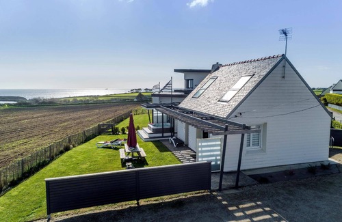 Plougonvelin House | Holiday house Plougonvelin for 1 - 2 persons with 3 bedrooms - Holiday house