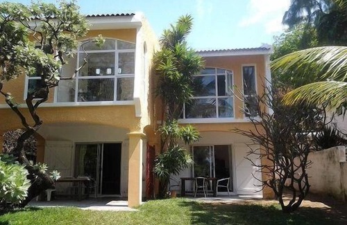 Pointe D'esny House | Holiday house Pointe d'Esny for 1 - 6 persons with 2 bedrooms - Row house