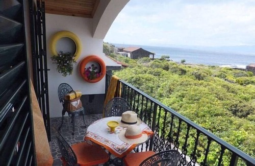 Prainha House | Holiday house Prainha for 1 - 7 persons with 3 bedrooms - Holiday home