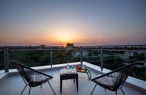 Alissos House | Holiday house Roitika for 1 - 18 persons with 4 bedrooms - Holiday house