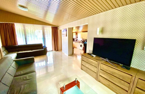 Siofok Aranypart House | Holiday house Siófok for 1 - 10 persons with 3 bedrooms - Holiday house