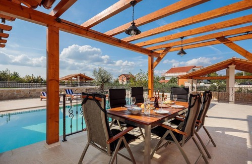 Bicine House | Holiday house Skradin for 1 - 6 persons with 3 bedrooms - Holiday house