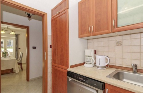Melnica House | Holiday house Tiffany * 5000 m2 garden, playground, perfect for families