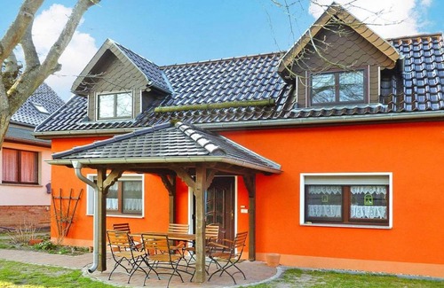 Selchow House | Holiday house to the stork's nest, Storkow