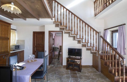 Lefkas House | Holiday house Vasiliki for 1 - 6 persons with 2 bedrooms - Twin house