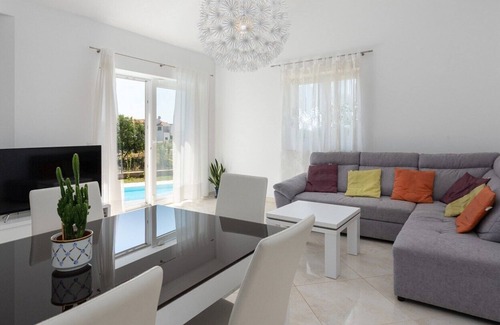 Nova Vas Villa | Holiday house with pool and three bedrooms near Poreč