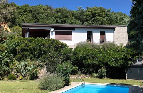 Trarego Viggiona House | Holiday house with a wonderful lake view, pool and large garden, family friendly