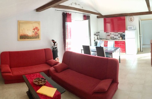 Rebici House | Holiday house with pool and summer kitchen, only 5 min. from the beach