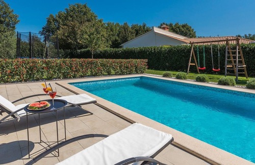 Sveta Nedelja Cabin | Holiday house with private pool, fenced garden and covered barbecue terrace