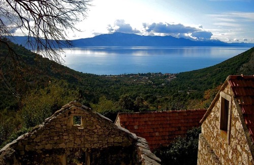 Zaostrog House | Holiday house Zaostrog for 1 - 6 persons with 2 bedrooms - Row house
