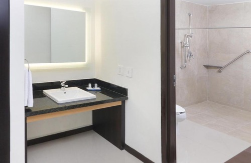 Tuxpan Hotel | Holiday Inn Express - Tuxpan by IHG