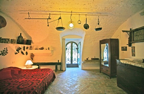 Tocco da Casauria Other | HOLIDAY IN THE HISTORY: family suite on the ground floor & authentic furnitures