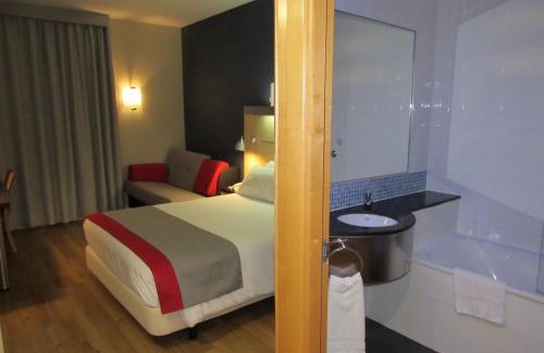 Sant Cugat del Valles Hotel | Holiday Inn Express Sant Cugat by IHG