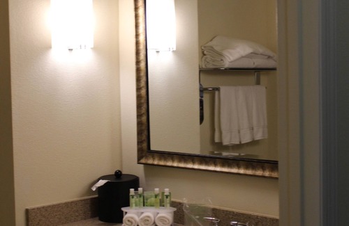 De Funiak Springs Hotel | Holiday Inn Express Defuniak Springs by IHG