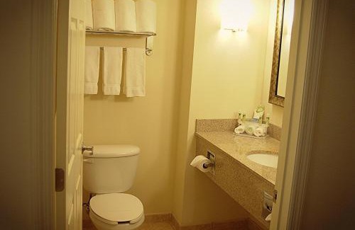 De Funiak Springs Resort | Holiday Inn Express DeFuniak Springs by IHG
