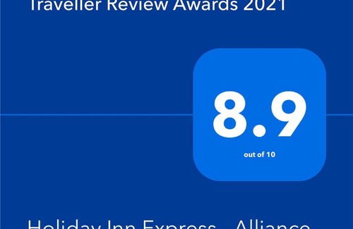 Alliance Hotel | Holiday Inn Express - Alliance by IHG