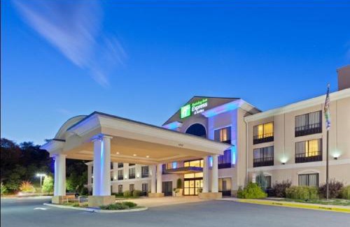 Winchester Hotel | Holiday Inn Express and Suites Winchester by IHG