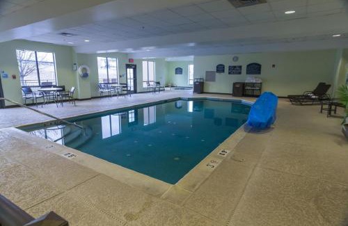 Winchester Hotel | Holiday Inn Express and Suites Winchester by IHG