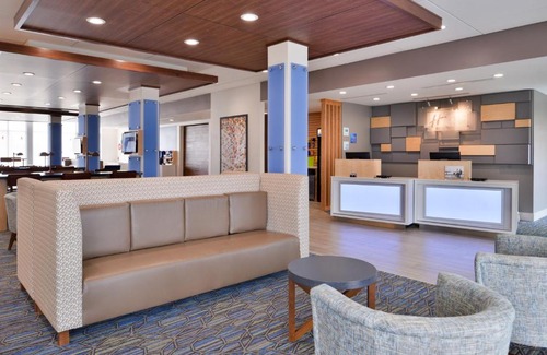 Brownwood Hotel | Holiday Inn Express - Early by IHG
