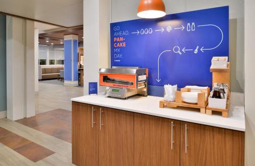Brownwood Hotel | Holiday Inn Express - Early by IHG