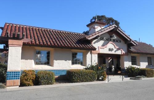 Grover Beach Resort | Holiday Inn Express Grover Beach-Pismo Beach Area by IHG