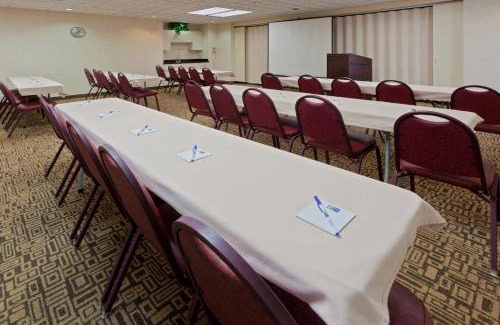 Ruthdale Hotel | Holiday Inn Express Hotel & Suites Charleston-Southridge by IHG
