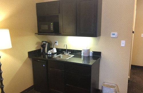 Dimondale Hotel | Holiday Inn Express Hotel & Suites Lansing-Dimondale by IHG
