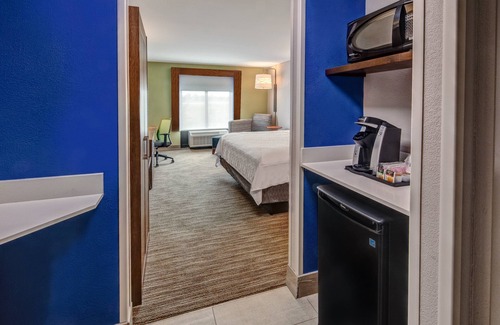 Southwind Hotel | Holiday Inn Express Hotel & Suites Memphis Southwind by IHG