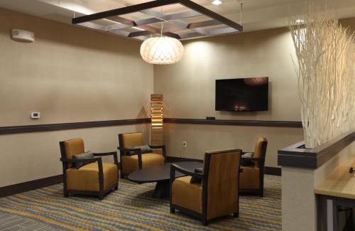 Goldsboro Hotel | Holiday Inn Express Hotel & Suites Goldsboro - Base Area by IHG