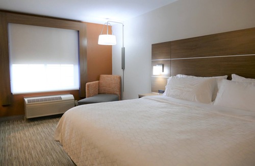 Lebanon Hotel | Holiday Inn Express Lebanon by IHG