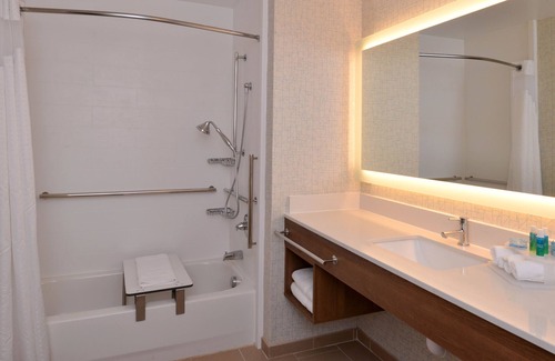 Olean Hotel | Holiday Inn Express Olean by IHG