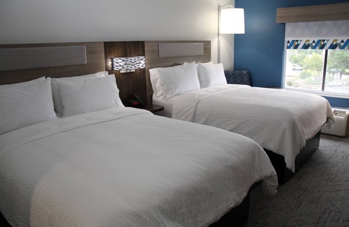 Rocky Mount Hotel | Holiday Inn Express Rocky Mount Sports Center by IHG