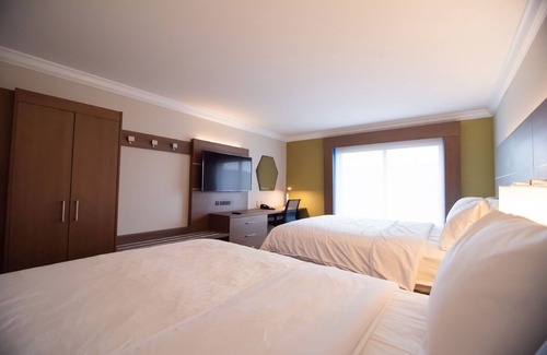 Williamsport Hotel | Holiday Inn Express & Suites Williamsport by IHG