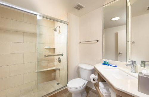 Cacique Hotel | Holiday Inn Express San Jose Costa Rica Airport by IHG