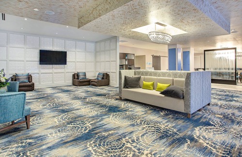 Covington Hotel | Holiday Inn Express & Suites Covington by IHG