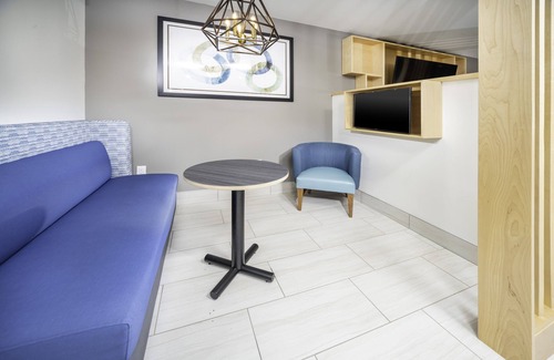 Rock Hill Hotel | Holiday Inn Express & Suites Rock Hill by IHG
