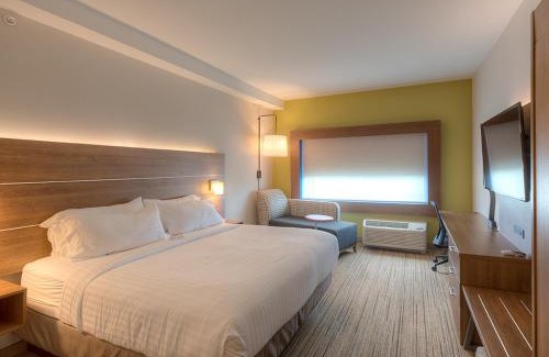Fort Mill Hotel | Holiday Inn Express & Suites - Fort Mill by IHG