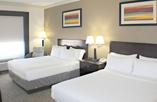 Plainview Hotel | Holiday Inn Express & Suites Plainview by IHG