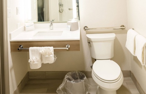 Powell Hotel | Holiday Inn Express & Suites Knoxville-North-I-75 Exit 112 by IHG